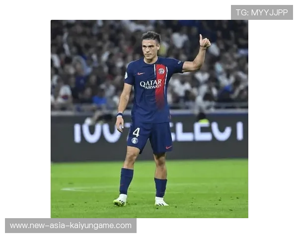 亚马尔单刀冷静推射入网